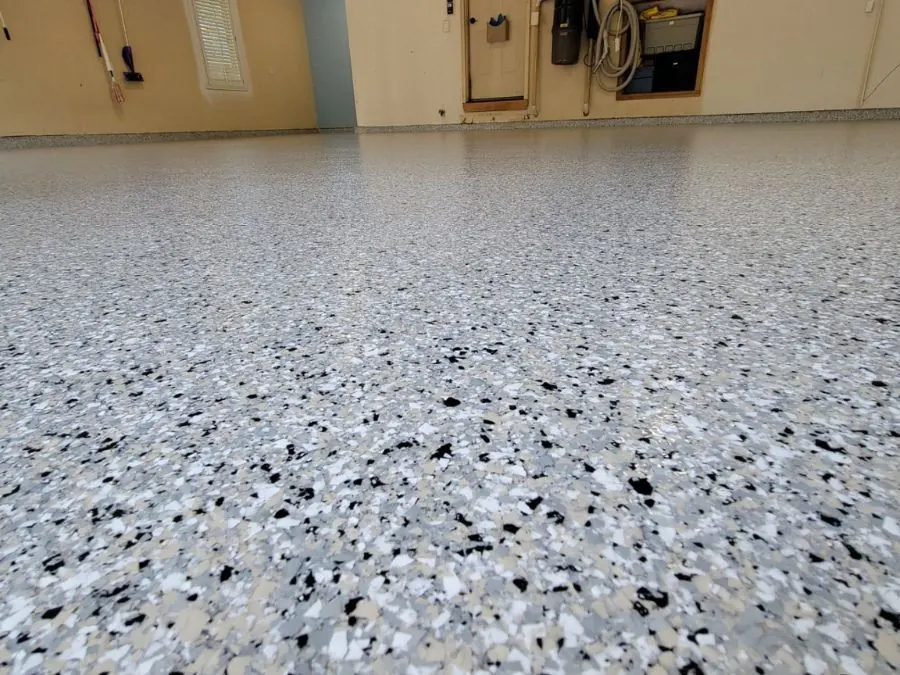 Tan and grey flake epoxy garage floor coating in Springfield, MO